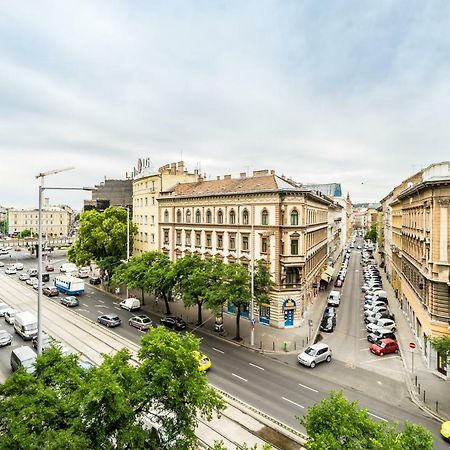 Bpr Luxe De Noir Et Blanc Apartment Budapest Exterior foto